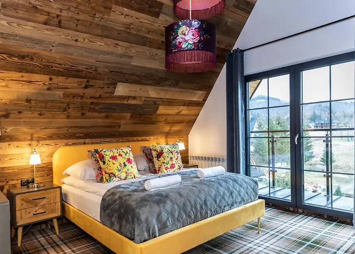 Udanypobyt Dom Valley Villa